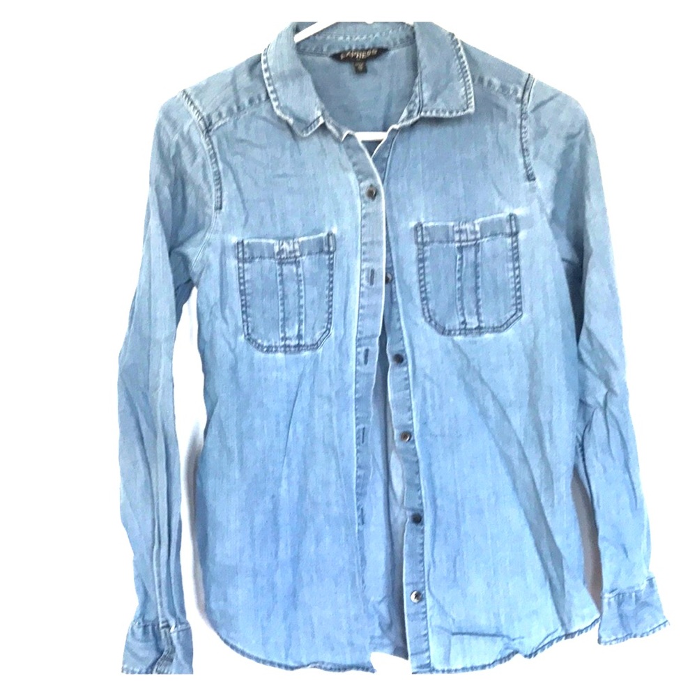 Woman’s jean button up shirt